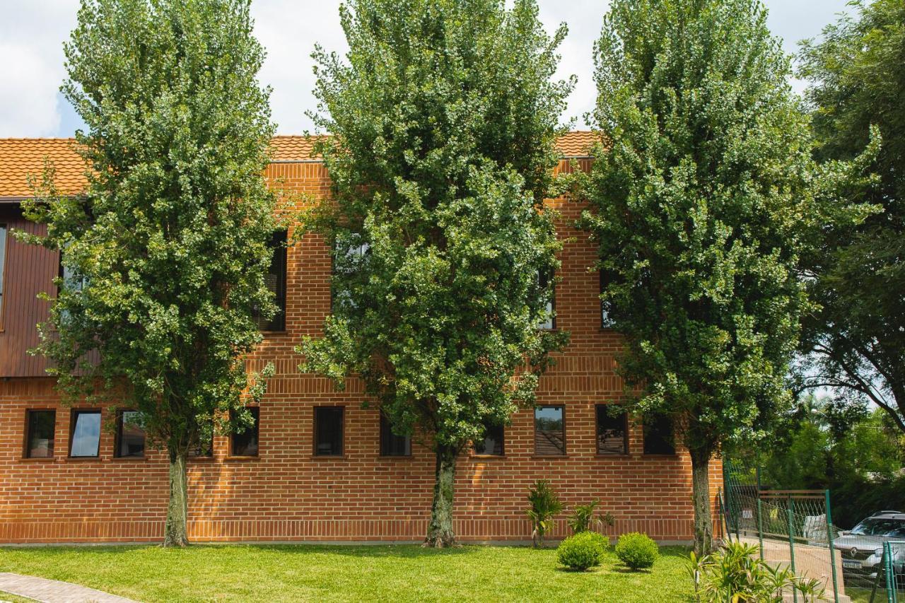 Borgen Hotel Castro Bagian luar foto